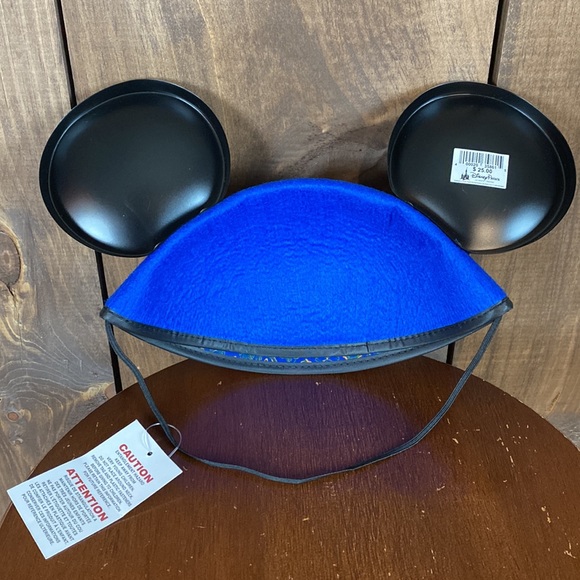 Disneyland Club 33 Mickey Ears Hat NWT - Picture 3 of 5